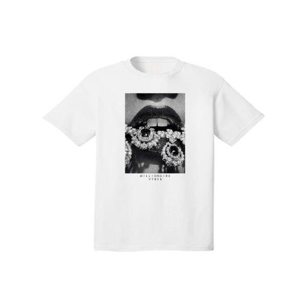 L MONEY PRODUCT SHOT 1